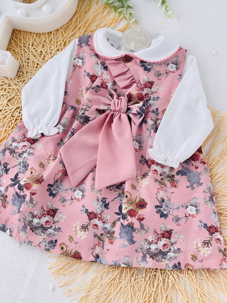 Vestido e camisola rosa velho