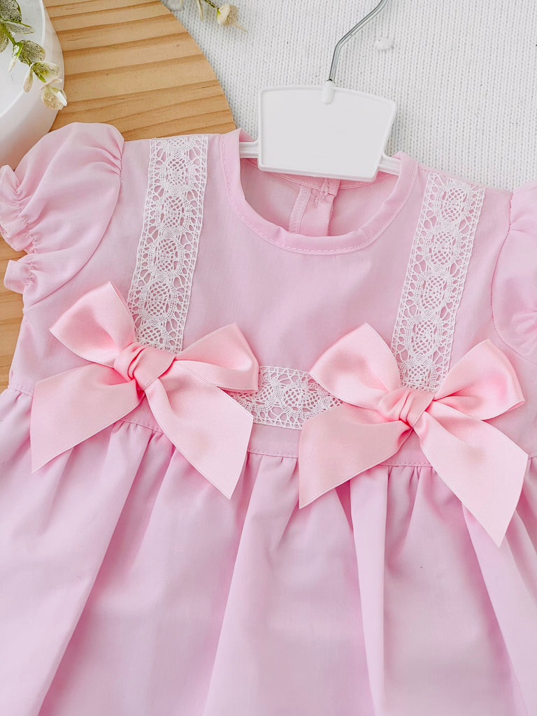 Vestido com laços Rosa