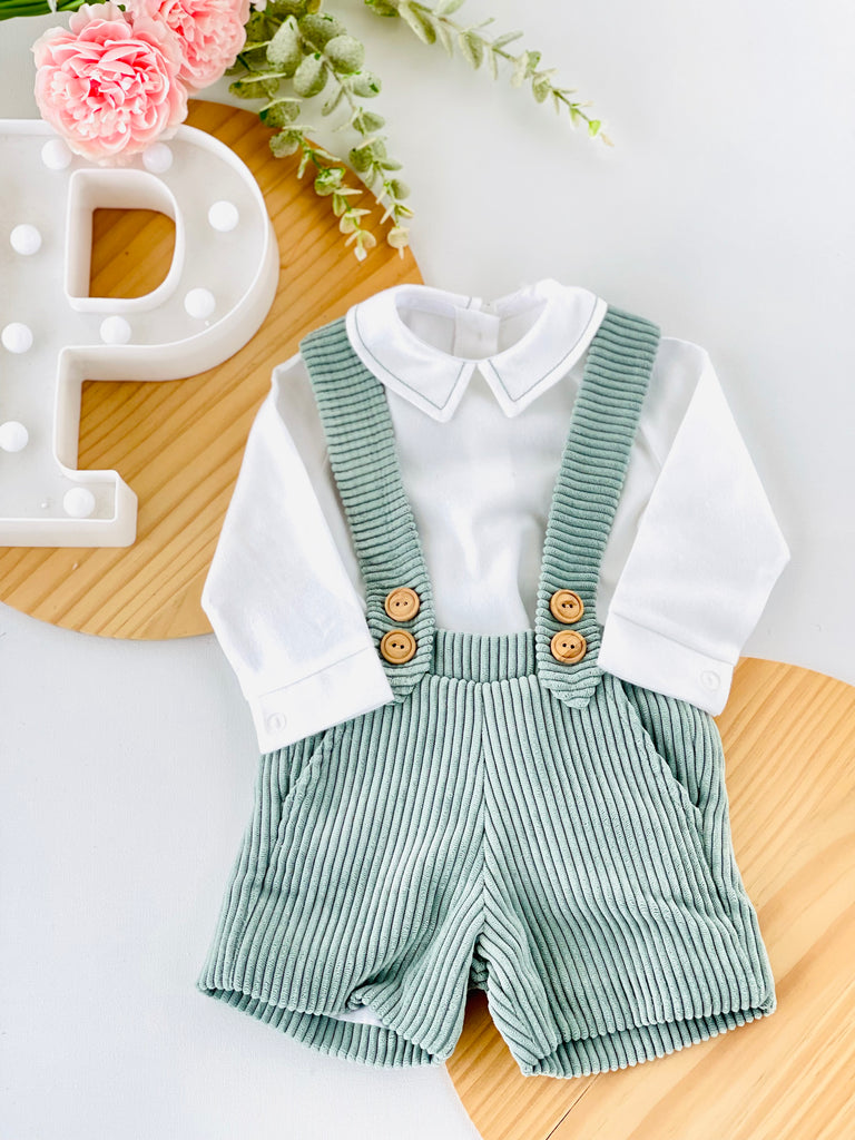 Conjunto menino: calções e camisa em flanela