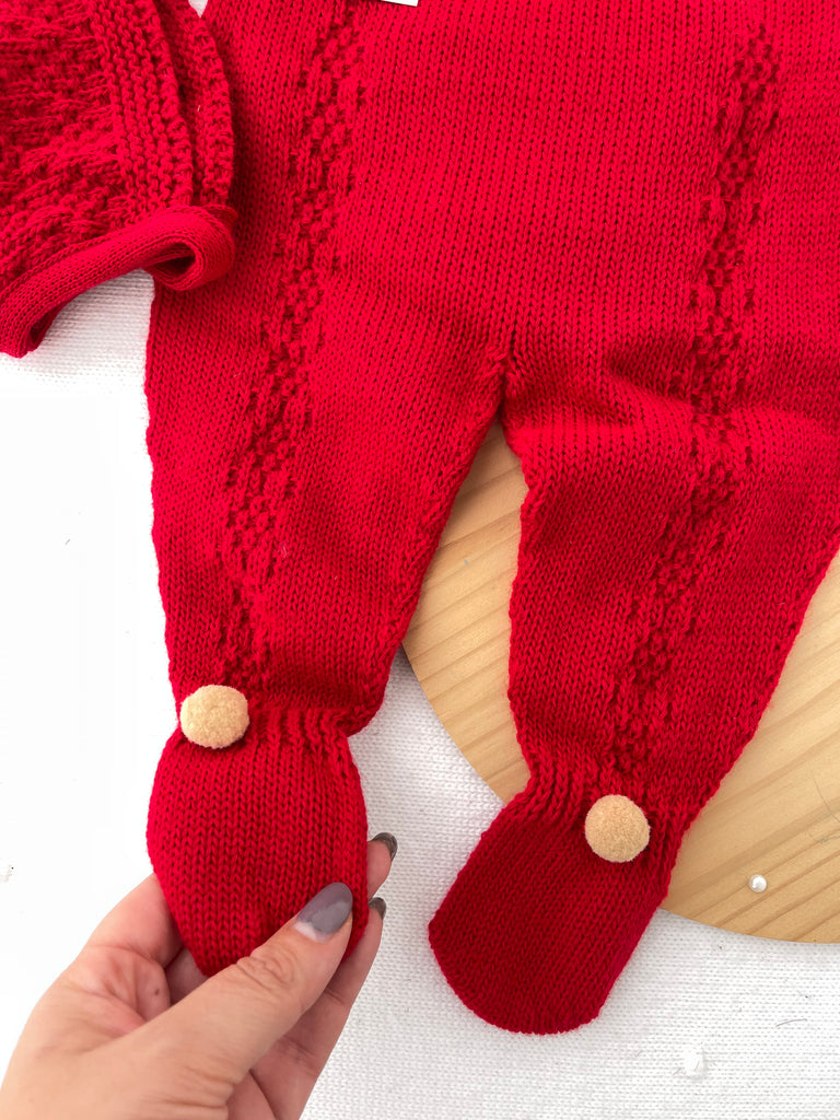 Conjunto vermelho pompom