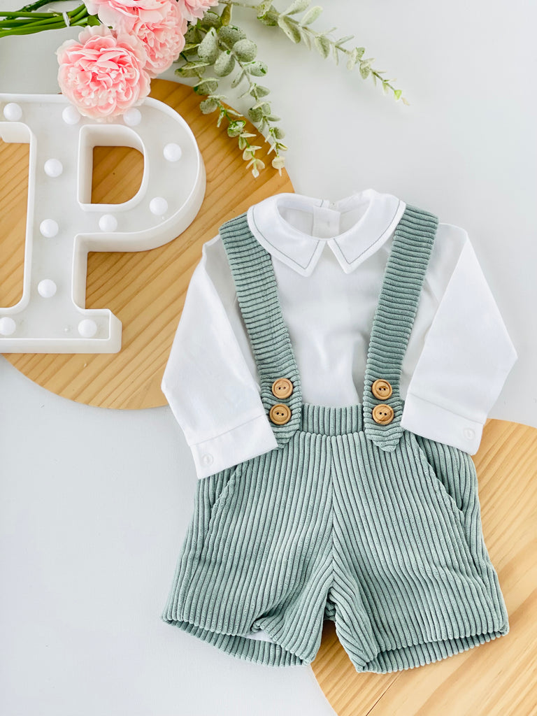 Conjunto menino: calções e camisa em flanela