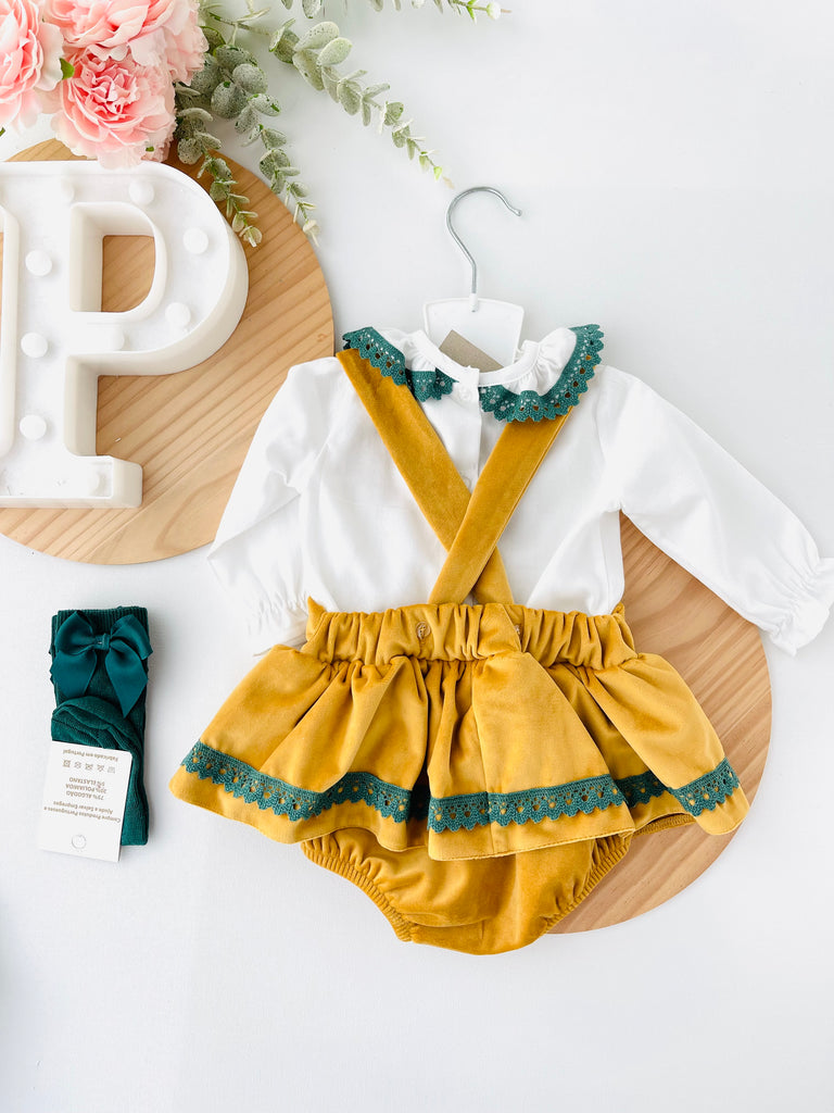 Conjunto amarelo em veludo : Fofo e blusa