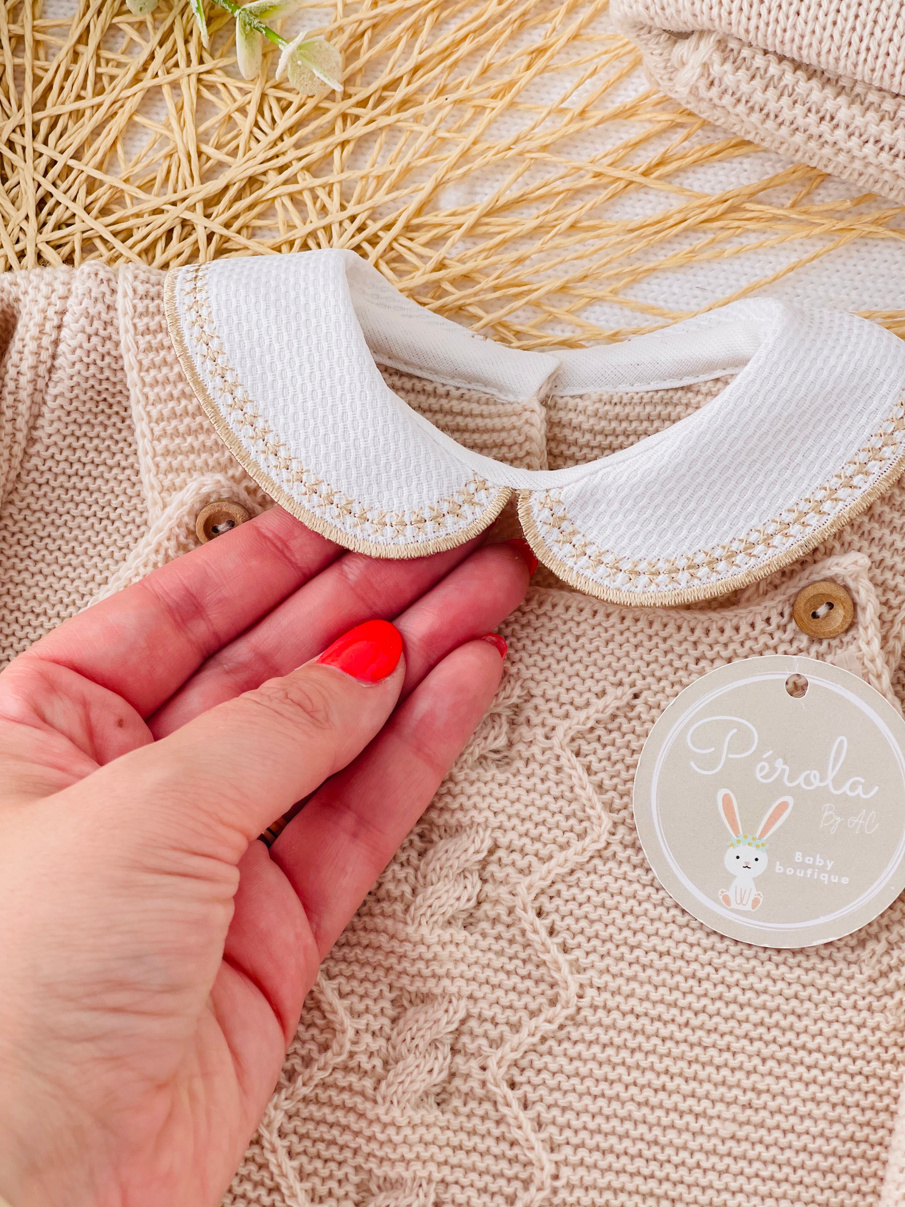 Saída de maternidade Baby love: camisola, jardineiras e touca – Pérola By  AC