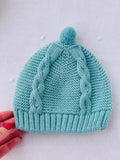 Gorro em malha com pompom