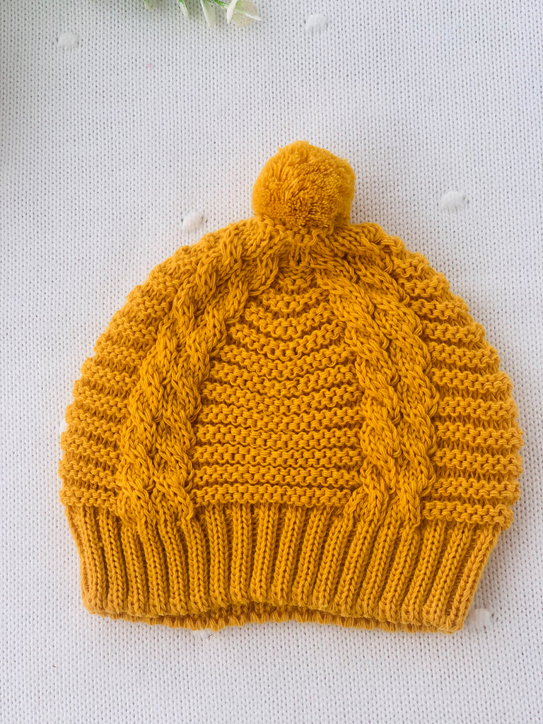 Gorro em malha com pompom