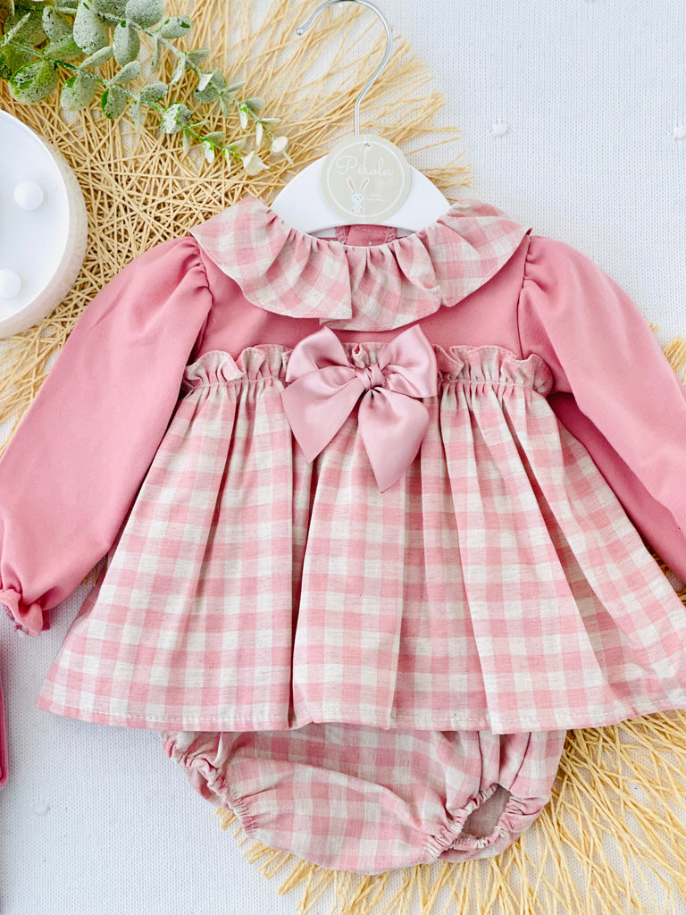 Conjunto vestido e tapa fraldas rosa velho